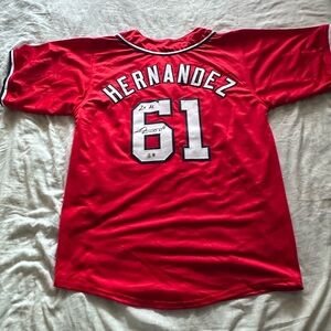 Livan Hernandez Washington Nationals auto baseball jersey. Beckett certified